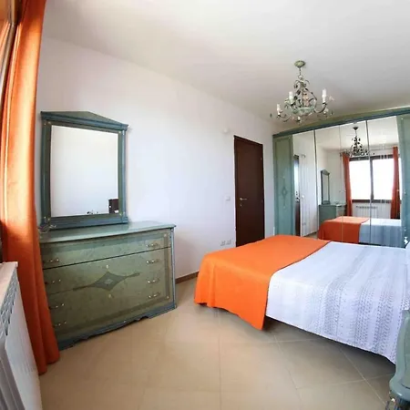 Holiday home Rosso Porpora Tuglie