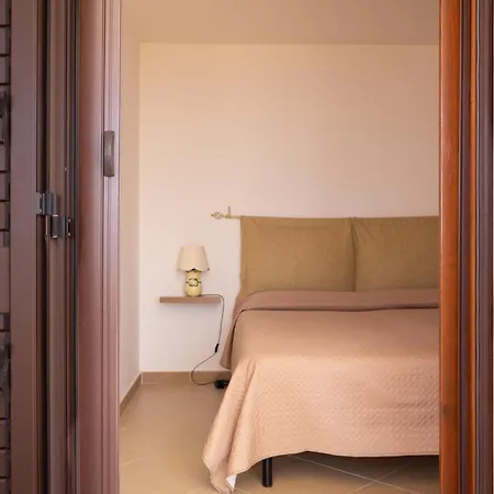 Ferienhaus Rosso Porpora Tuglie