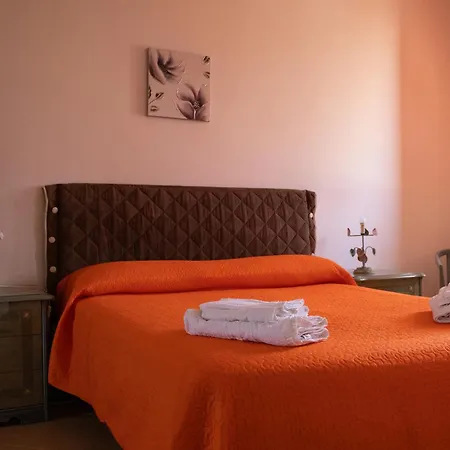 Rosso Porpora Tuglie