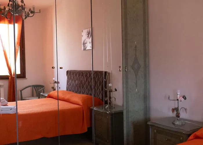 Rosso Porpora * Tuglie